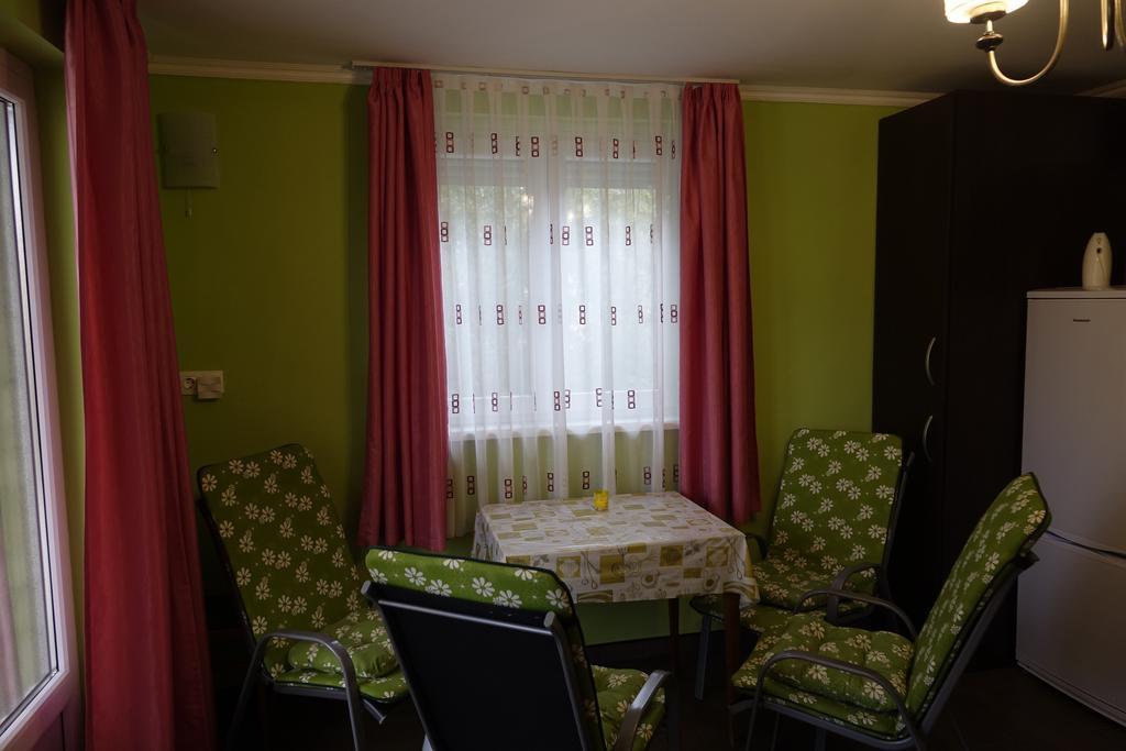 Mesteri Apartman Екстериор снимка
