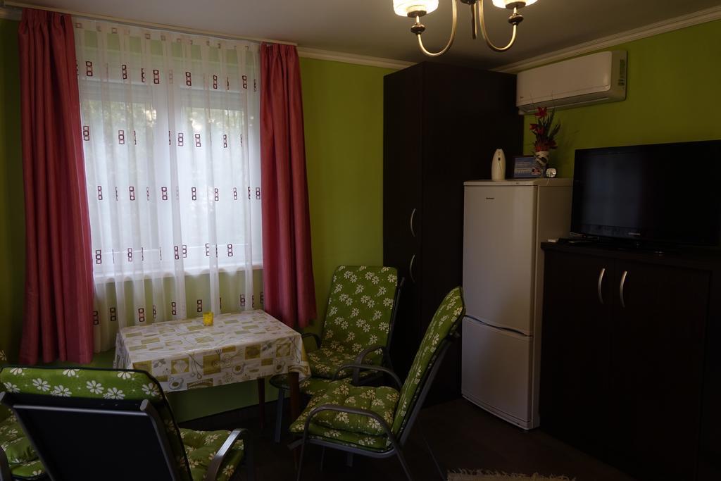 Mesteri Apartman Екстериор снимка